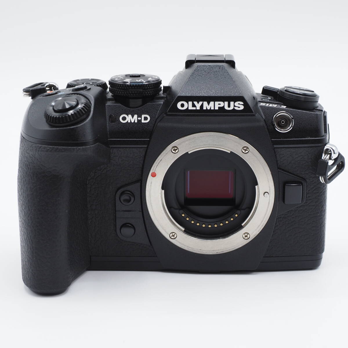 ★ショット数3,540回・新品級★ OLYMPUS オリンパス ミラーレス一眼カメラ OM-D E-M1 MarkII ボディー #2008_画像2
