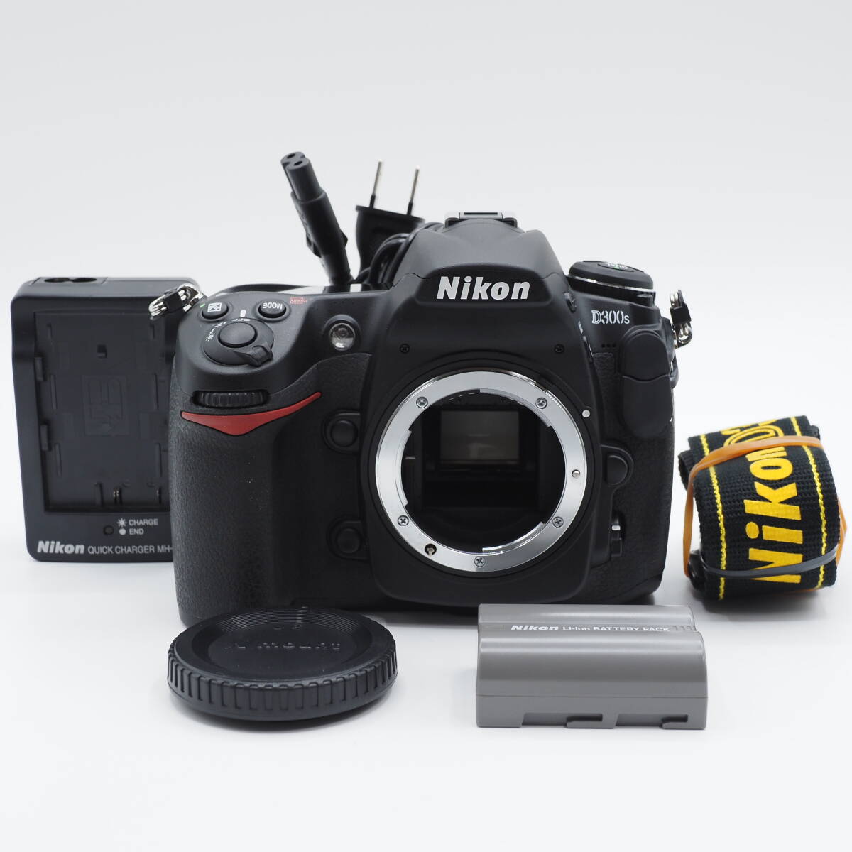 ★ショット数わずか858回・新品同様品★ Nikon ニコン デジタル一眼レフカメラ D300S ボディ #2018_画像1