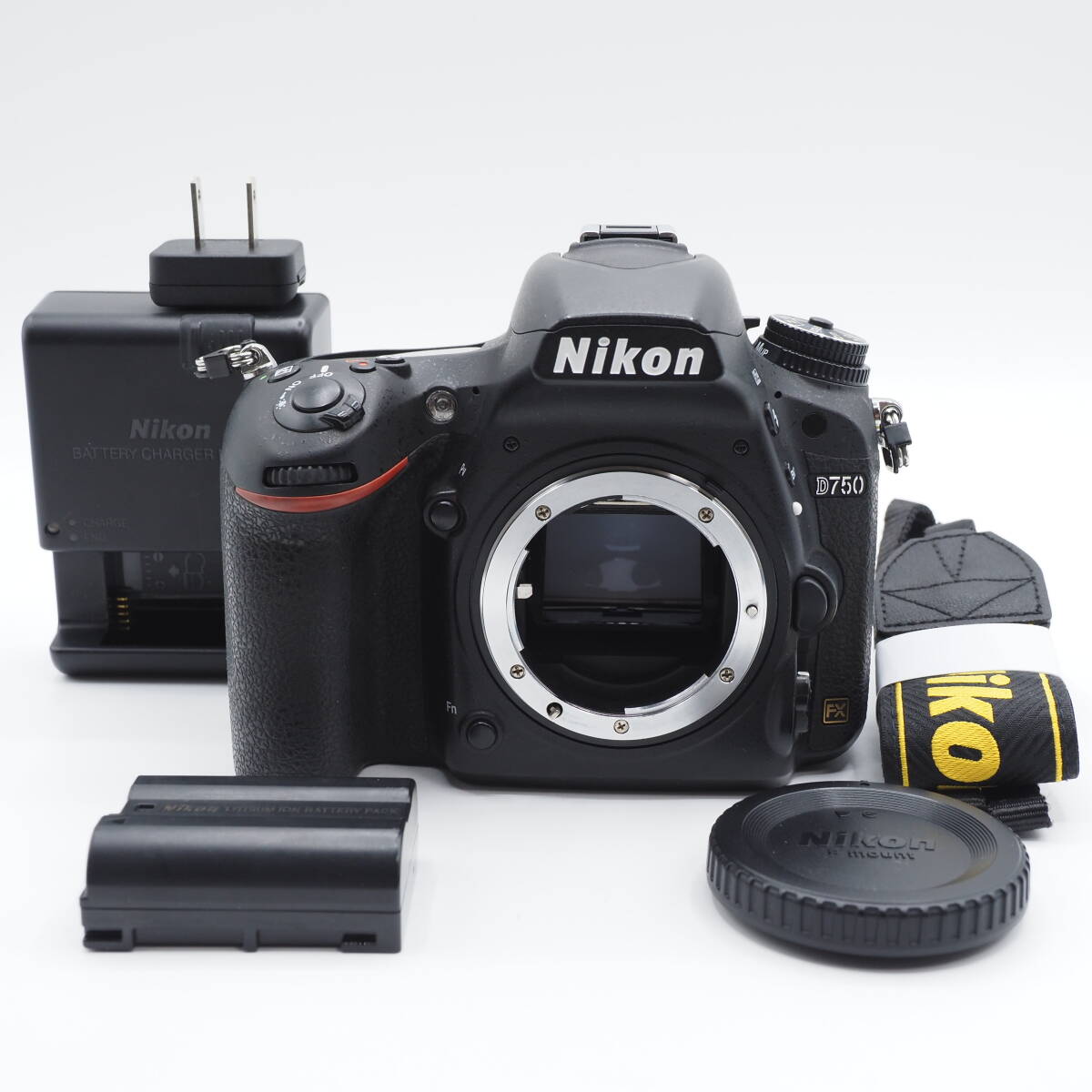 25450円 ☆ショット数9,814回・新品級☆ Nikon ニコン デジタル 25450円 ☆ショット数9,814回・新品級☆ Nikon ニコン デジタル