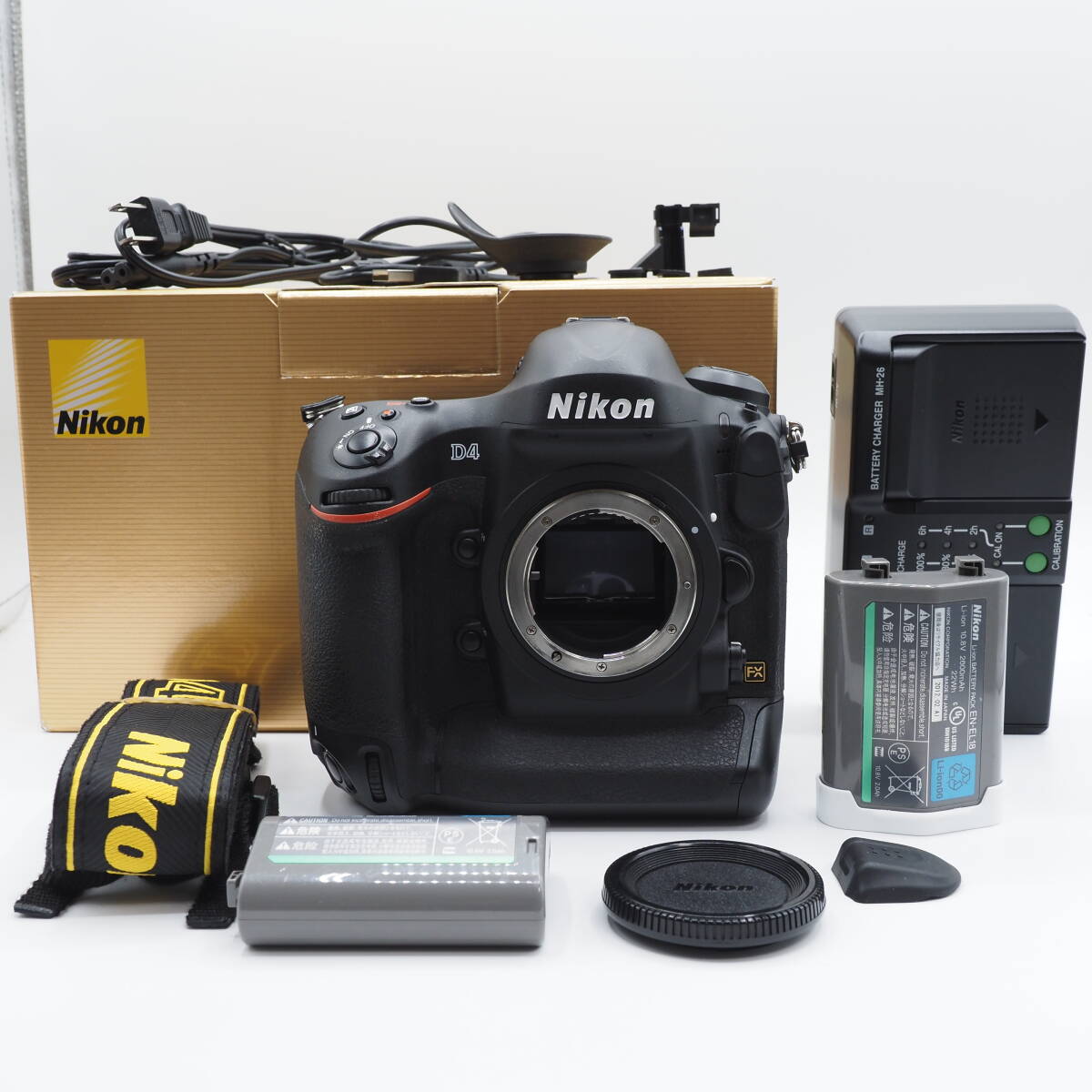 ★ショット数5,585回・元箱付き極上品★ Nikon ニコン デジタル一眼レフカメラ D4 ボディー #2077_画像1