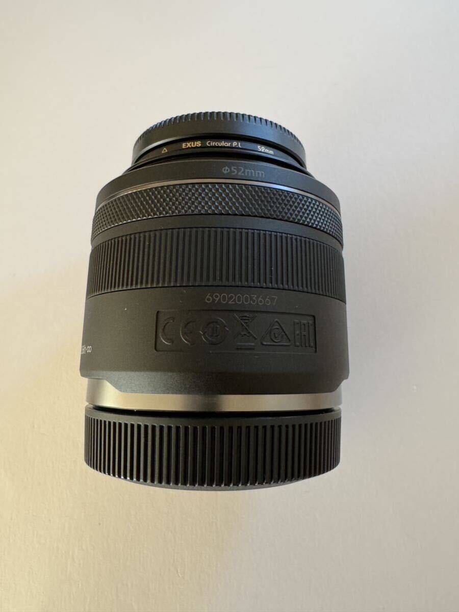 Canon レンズ キャノン LENS CANON RF35mm F1.8 MACRO IS STM マクロ　極美品　フィルター付き　フード付き_画像2
