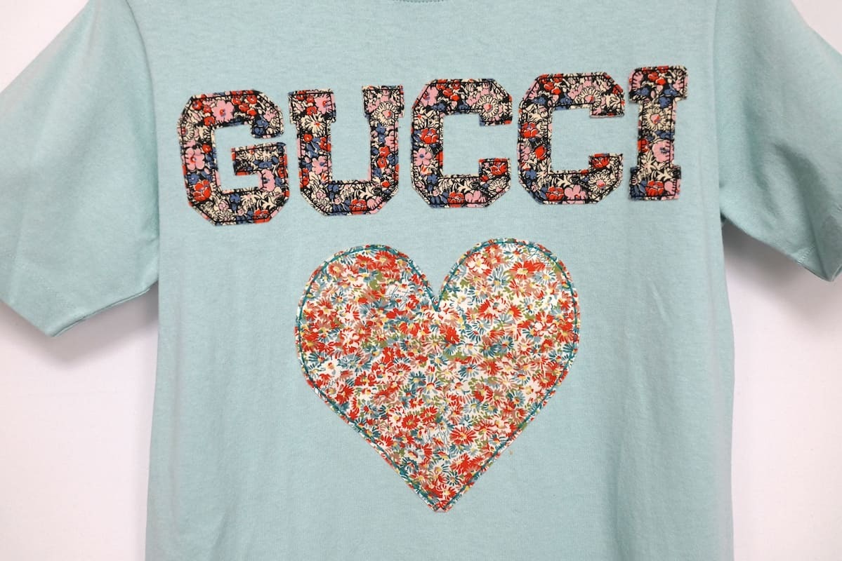 GUCCI グッチ GUCCI Liberty London Edition HEART Tシャツ ライトブルー XXSサイズ_画像2