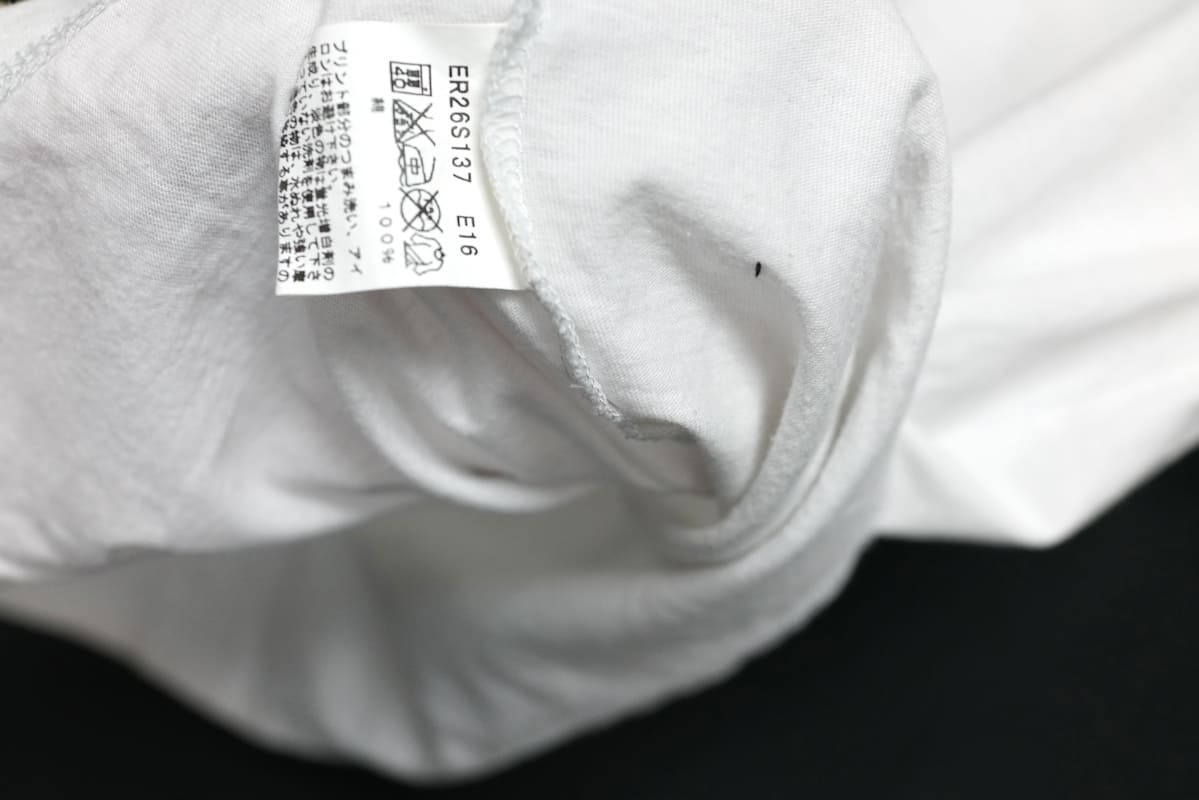 agnes b アニエスベー フロント ロゴ Tシャツ ホワイト コットン100% T2サイズ_画像9