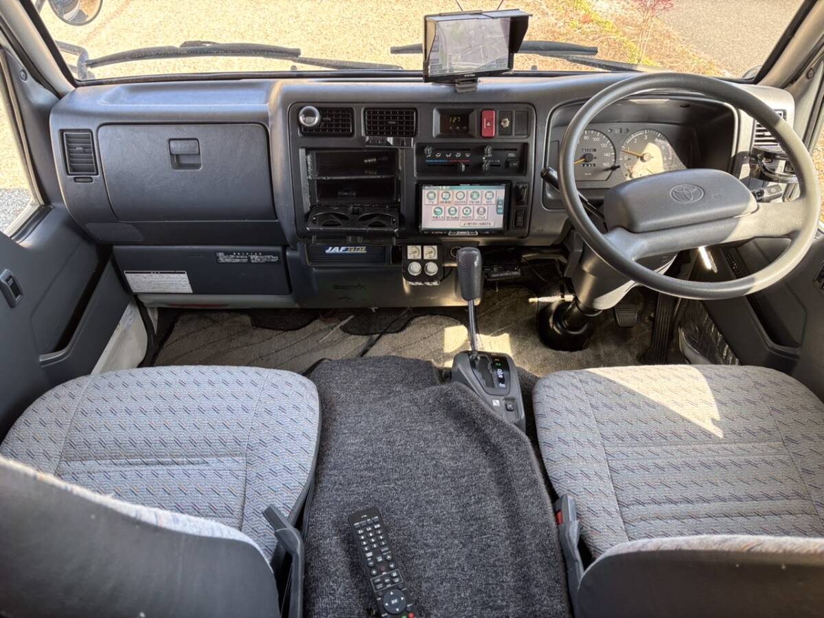 トヨタ カムロード キャンピング車 ４ＷＤ 3000ｃｃ LY162 マックレー デイブレイク 車検７年６月の画像5