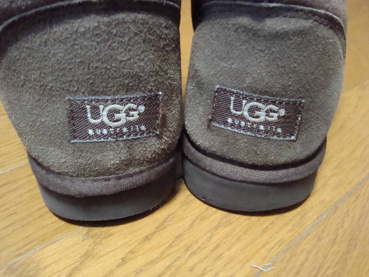 ■UGG　ムートンブーツ　クラシックテール13　チョコ_画像2