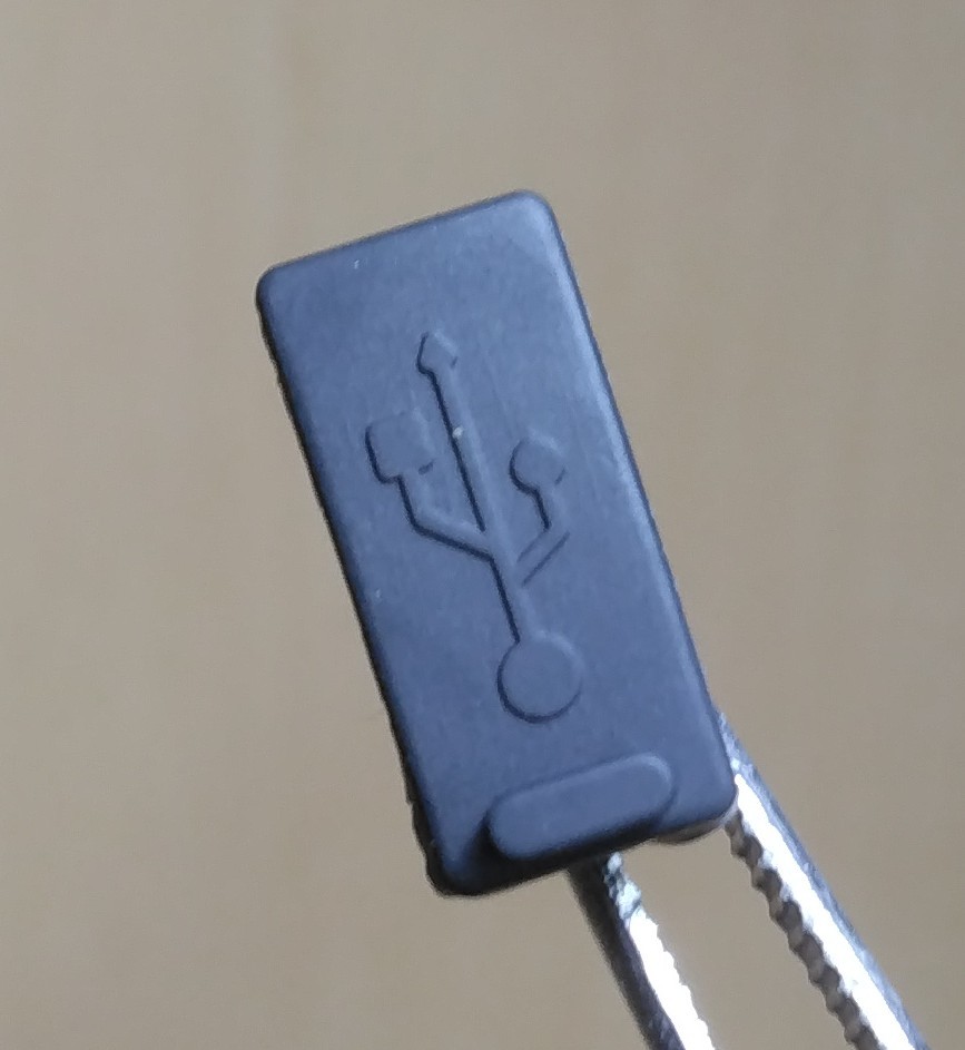 USB コネクタカバー タイプA メス用 30個 シリコン製 ブラックの画像3