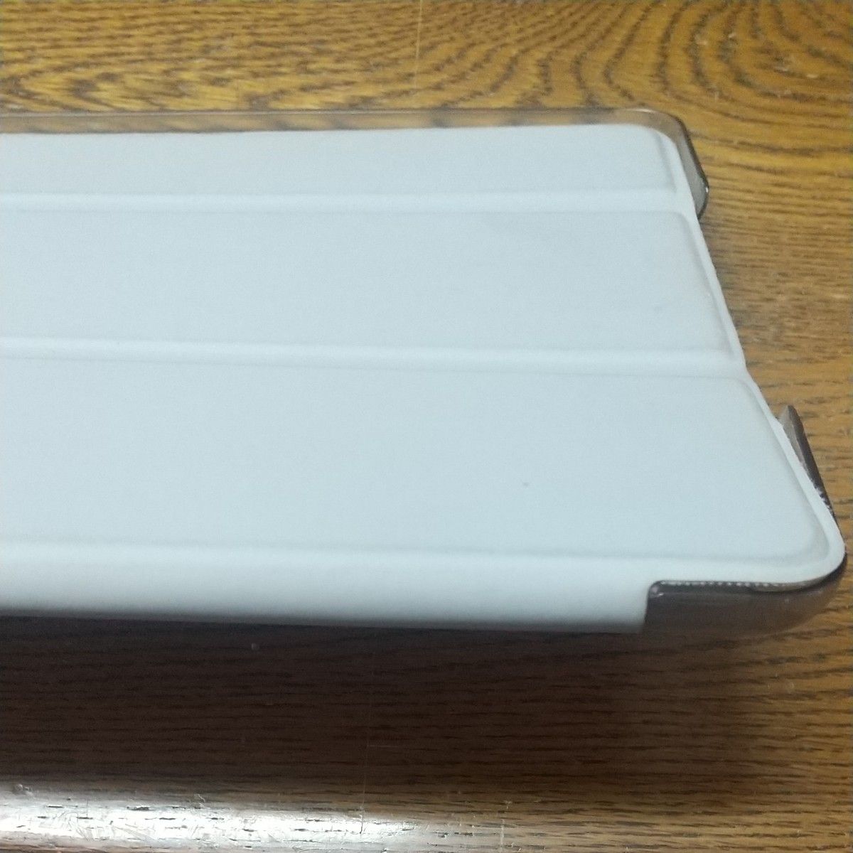 iPad 第6世代 9.7 ケース カバー 三つ折りスタンド ライトグレー