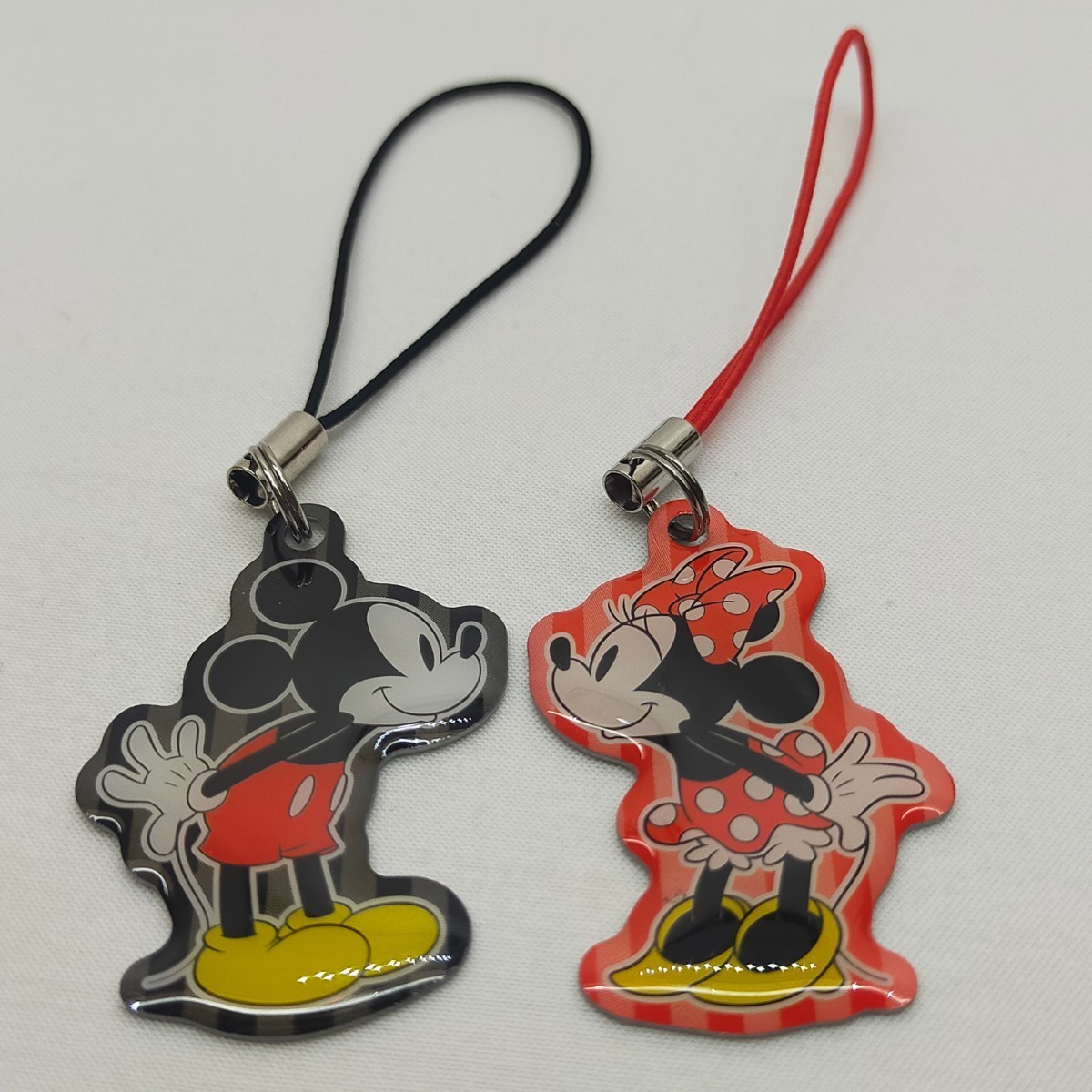 【未使用保管品】ディズニー ミッキー ミニー ストラップ キス Disney Mickey Minnie Kiss《管:赤39》_画像1