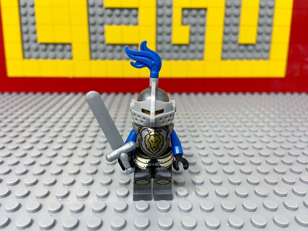 ☆キャッスル☆ レゴ ミニフィグ 兵士 騎士 ライオンナイト クラウンナイト ( LEGO 人形 鎧兜 甲冑 お城シリーズ C32521の画像1