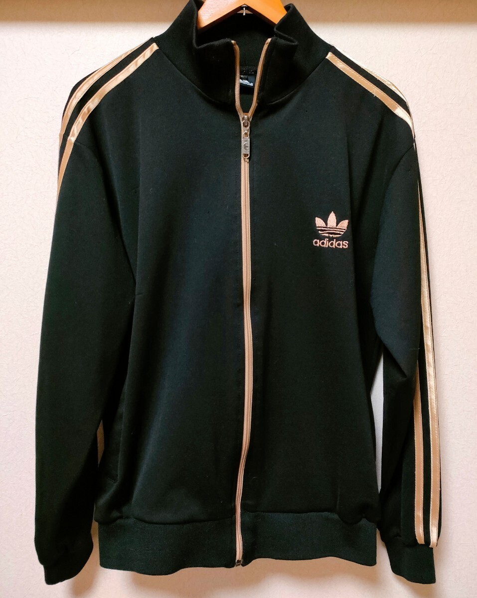 90s★adidas ジャージ アディダス トラックジャケット ビンテージ 黒金ライン L 古着の画像1