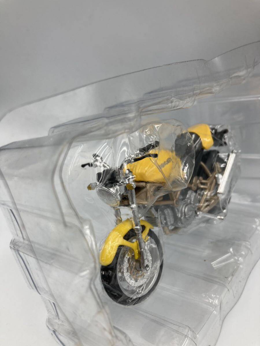  ■Maistoマイスト『DUCATI MONSTER900ドゥカティ 大型スポーツモデルバイク』 箱入り 車体11cmの画像5