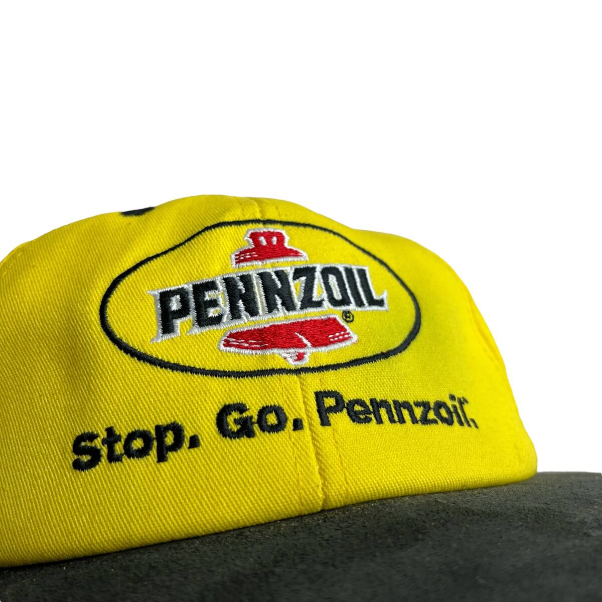 【キャップ/帽子】PENNZOIL (ペンゾイル) トラッカーキャップ ツートンカラー 刺繍ロゴ イエロー ブラック 黄色 黒