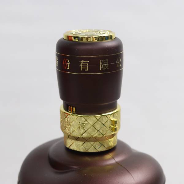 西鳳酒 10年 52％ 500ml 陶器（重量1057g）W24C100009の画像3