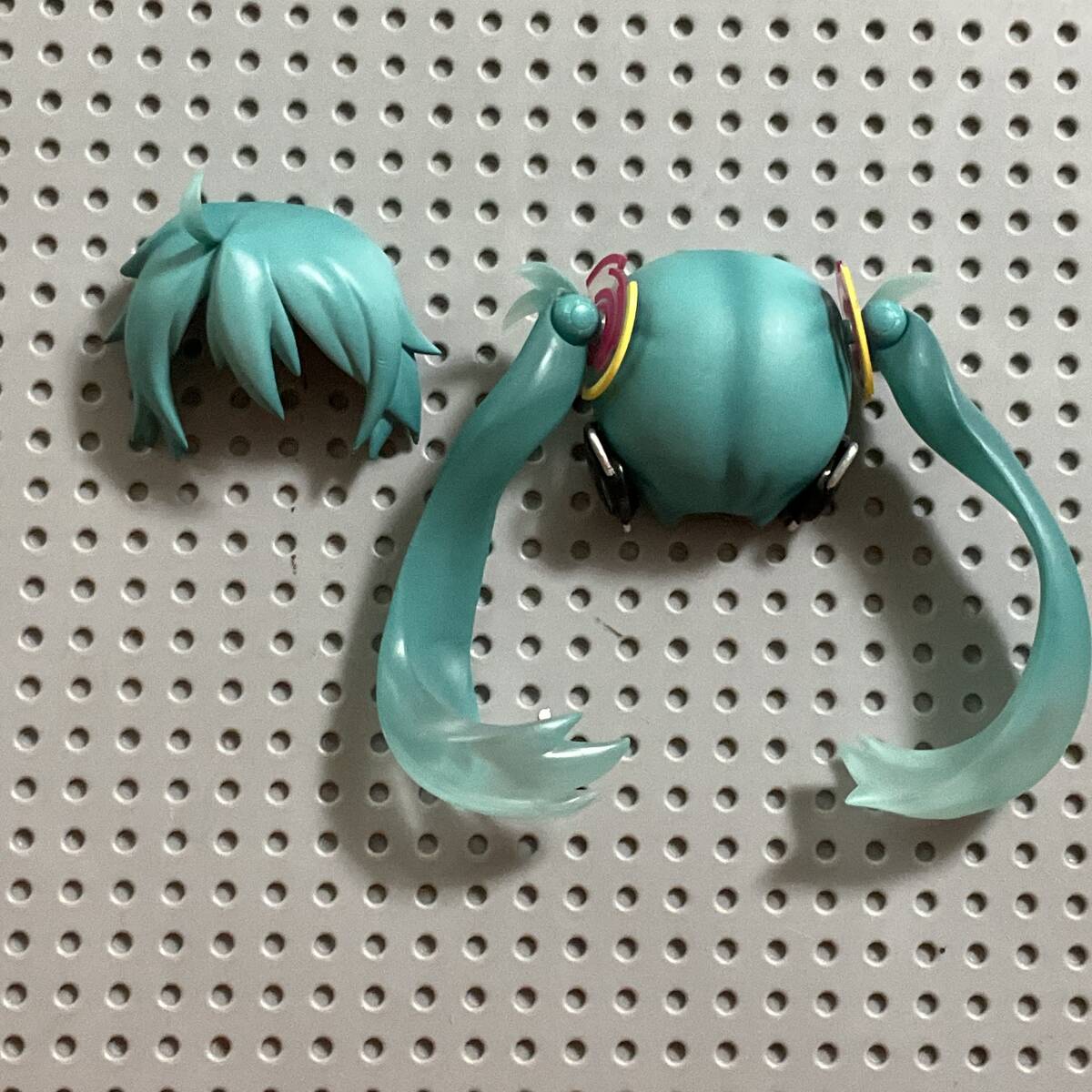 ねんどろいど　初音ミク レーシングミク 2011Ver. 　髪パーツのみ　ヘアパーツ　女の子　グリーン　ブルー　ツインテール　ロングヘア_画像2