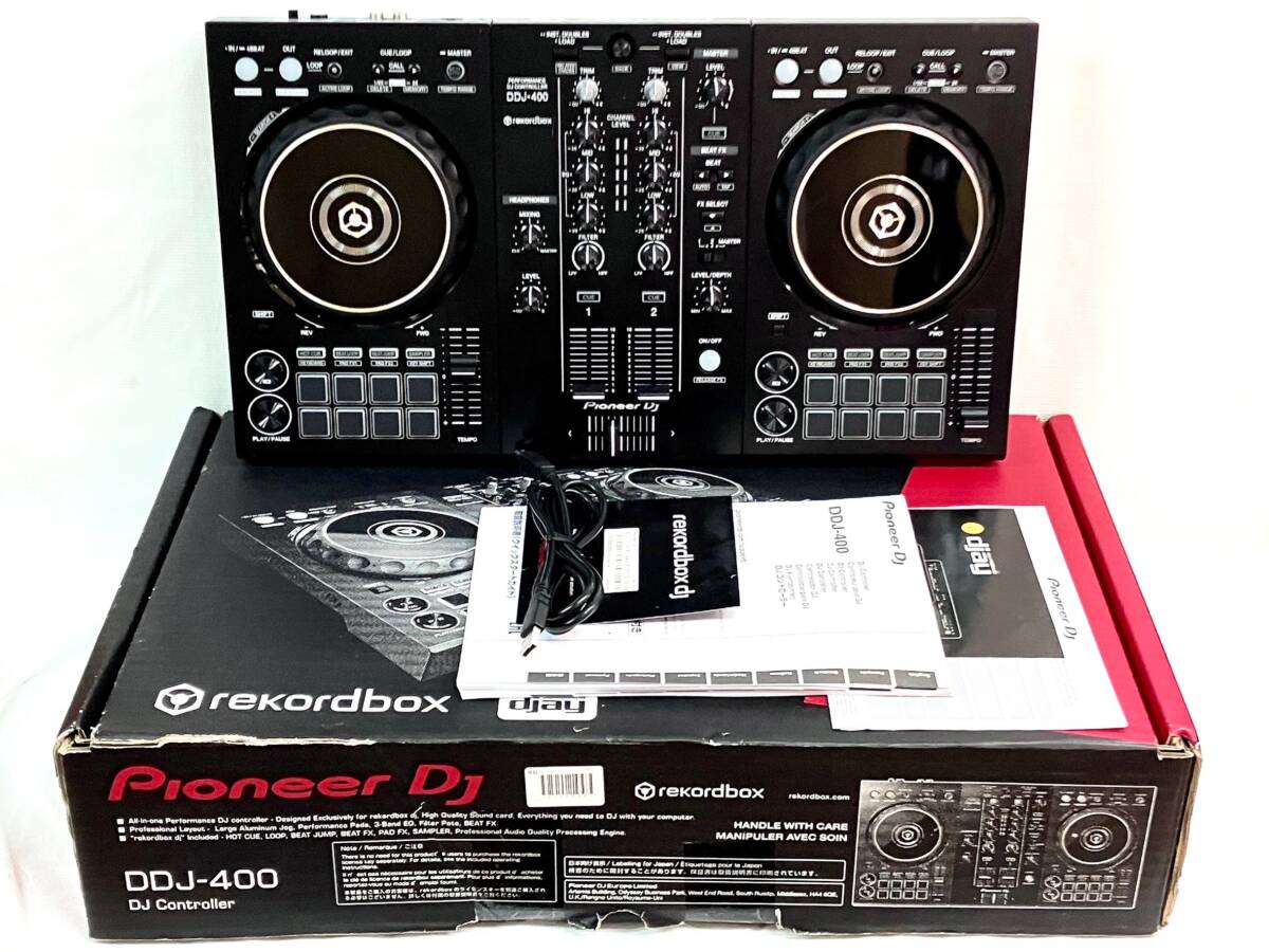 【美品】Pioneer パイオニア DDJ-400 DJコントローラー rekordbox 2019年製 Apple Musicと連携可能♪付属品全て有り♪動作OK♪即決☆ _実物のお写真です。