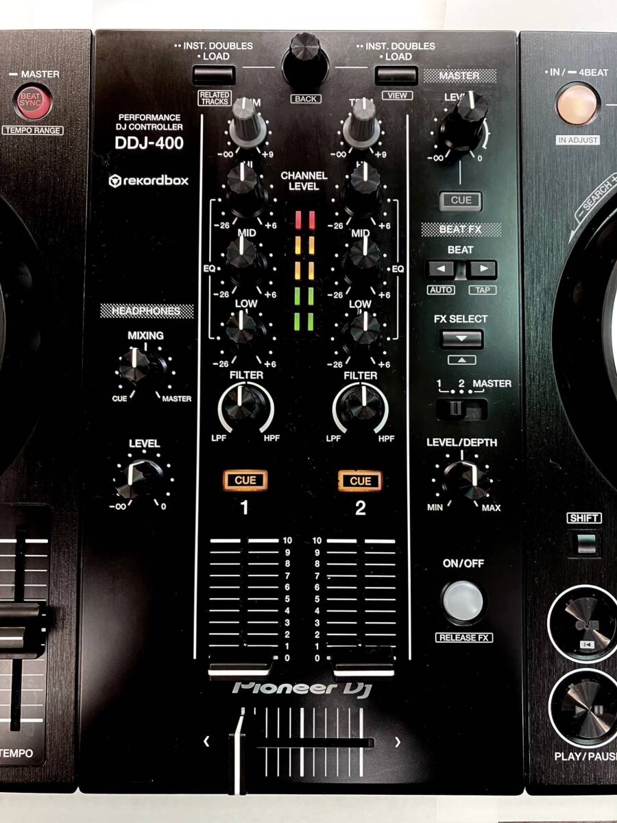 【美品】Pioneer パイオニア DDJ-400 DJコントローラー rekordbox 2019年製 Apple Musicと連携可能♪付属品全て有り♪動作OK♪即決☆ _実物のお写真です。