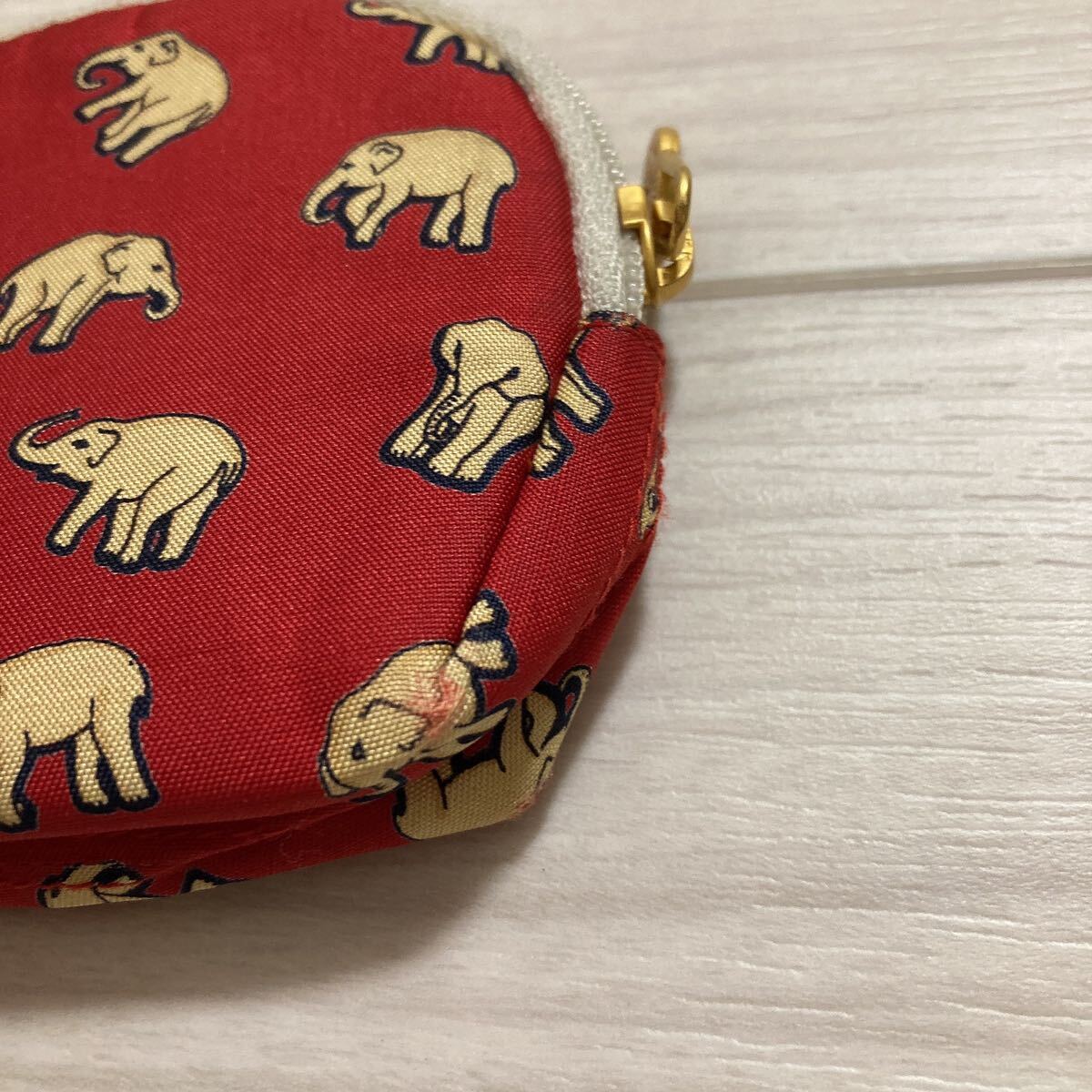 JIM THOMPSON Jim Thompson men's lady's pouch coin case change purse . red red cloth silk Thai silk . elephant image pattern abroad brand 