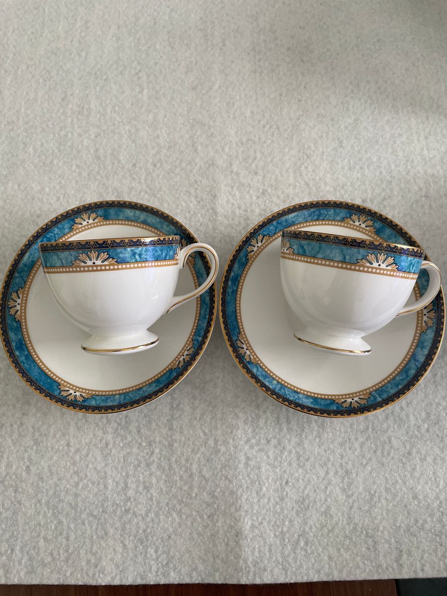 廃盤ウェッジウッドカップ&ソーサー ソーサー黒壺 WEDGWOOD 廃盤ウェッジウッドカップ&ソーサー ソーサー黒壺 WEDGWOOD
