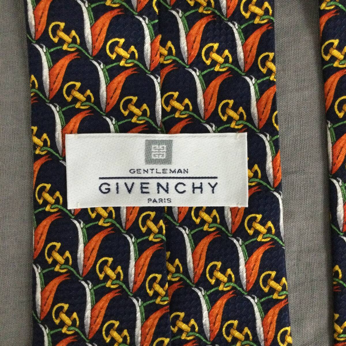 060308　260836-10　GIVENCHY　ジバンシィ　ジバンシー　ネクタイ　ネイビー系カラー柄物　メンズファッション小物　紳士小物　服飾雑貨_画像6