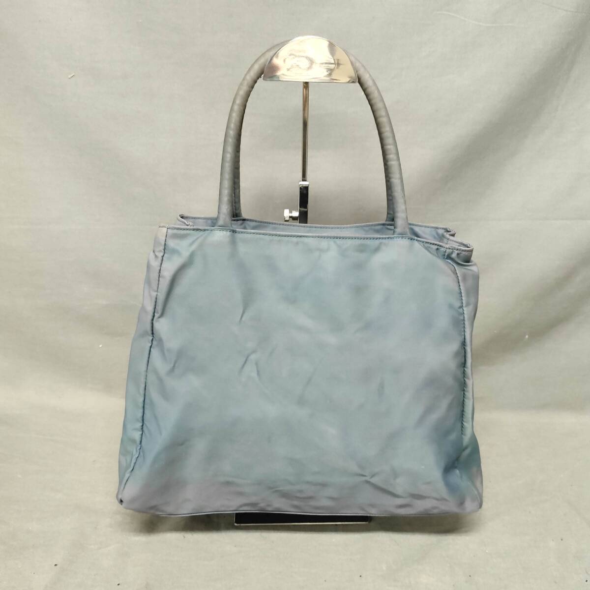060328　262120　PRADA　プラダ　ハンドバッグ　ブルー・グレー系カラー　ファッション小物　袋物　鞄　バッグ　服飾雑貨　_画像2