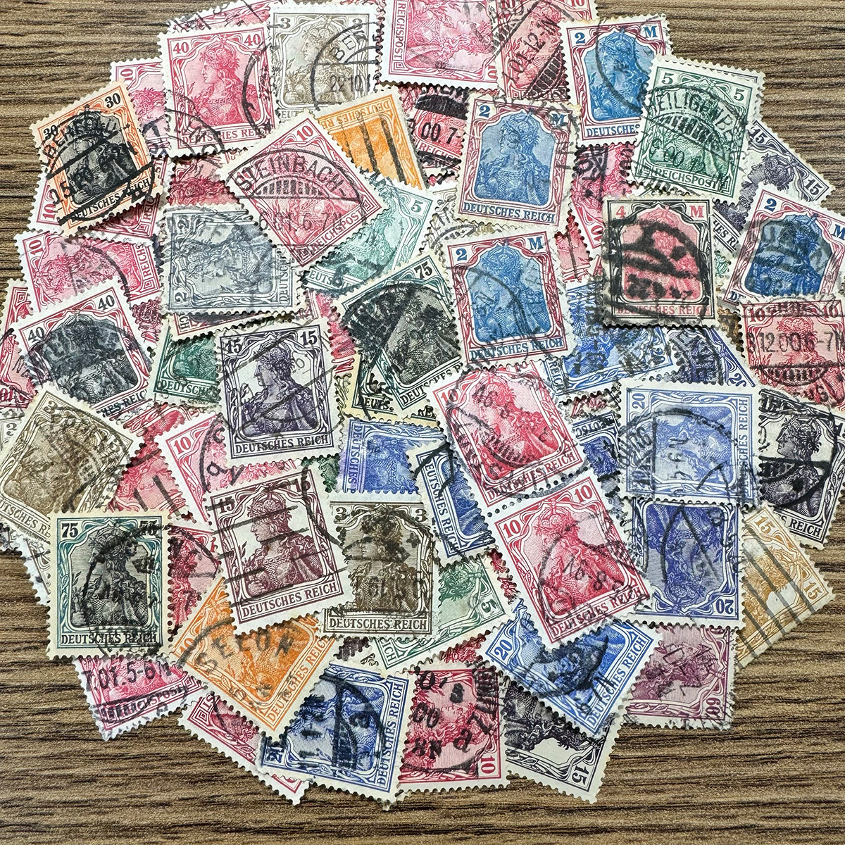 【ドイツ】1900年～普通切手（ゲルマニア図案シリーズ）使用済みクラシック切手100枚大量まとめてロット！超希少！！(9fkxEHeHGK)_画像3