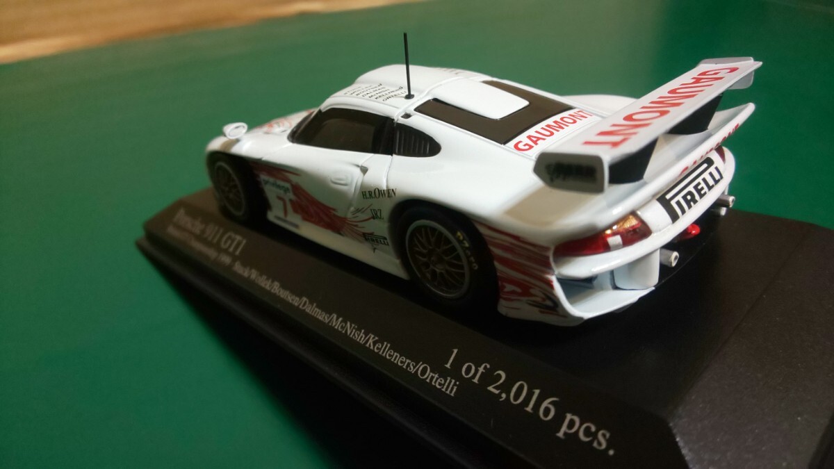 ☆美品 ☆未展示 ★ミニチャンプス 1/43 Porsche 911 GT1 British GT Championship 1997 #7 400 996807_画像10