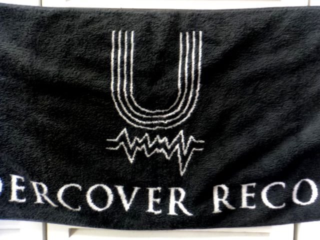 完売☆UNDERCOVER☆アンダーカバー タオル 83×35cm 黒白 RECORDS レコーズ ロゴ 今治タオル 中古_画像2