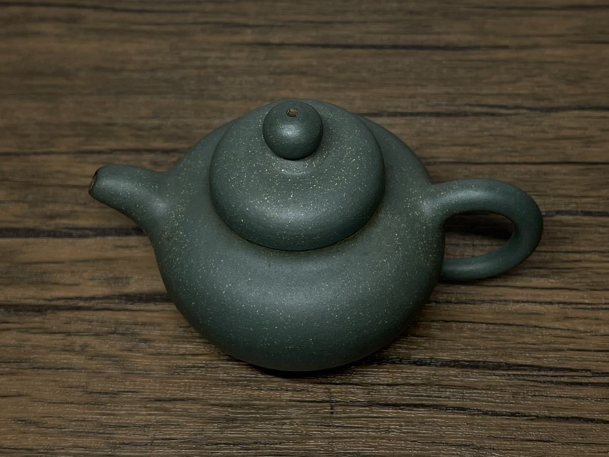 庄梅G604-60 中国美術　紫砂　紫泥　紫砂壺　急須　在銘　煎茶道具　茶器　時代物　古美術_画像9
