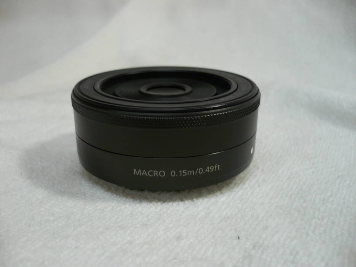 キャノン レンズ EF-M 22mm 1:2 STM ジャンク品_画像4
