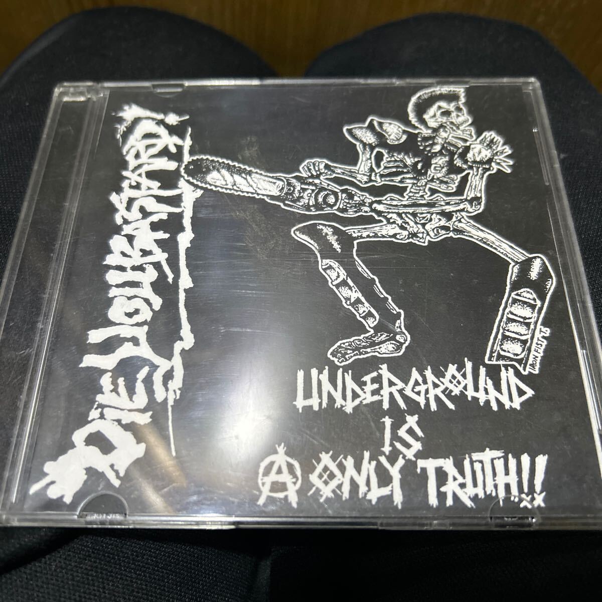 送料込み　ジャパコア　die you bastard　UNDERGROUND IS A ONLY TRUTH!!　　CD-R_画像1