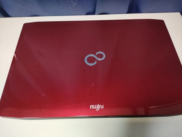 【一部ジャンク】富士通 LIFEBOOK AH77/K FMVA77KR i7仕様(CPU等欠品) BIOS起動可能 マザーボード 液晶パネル キーボード【動作確認済み】_画像3