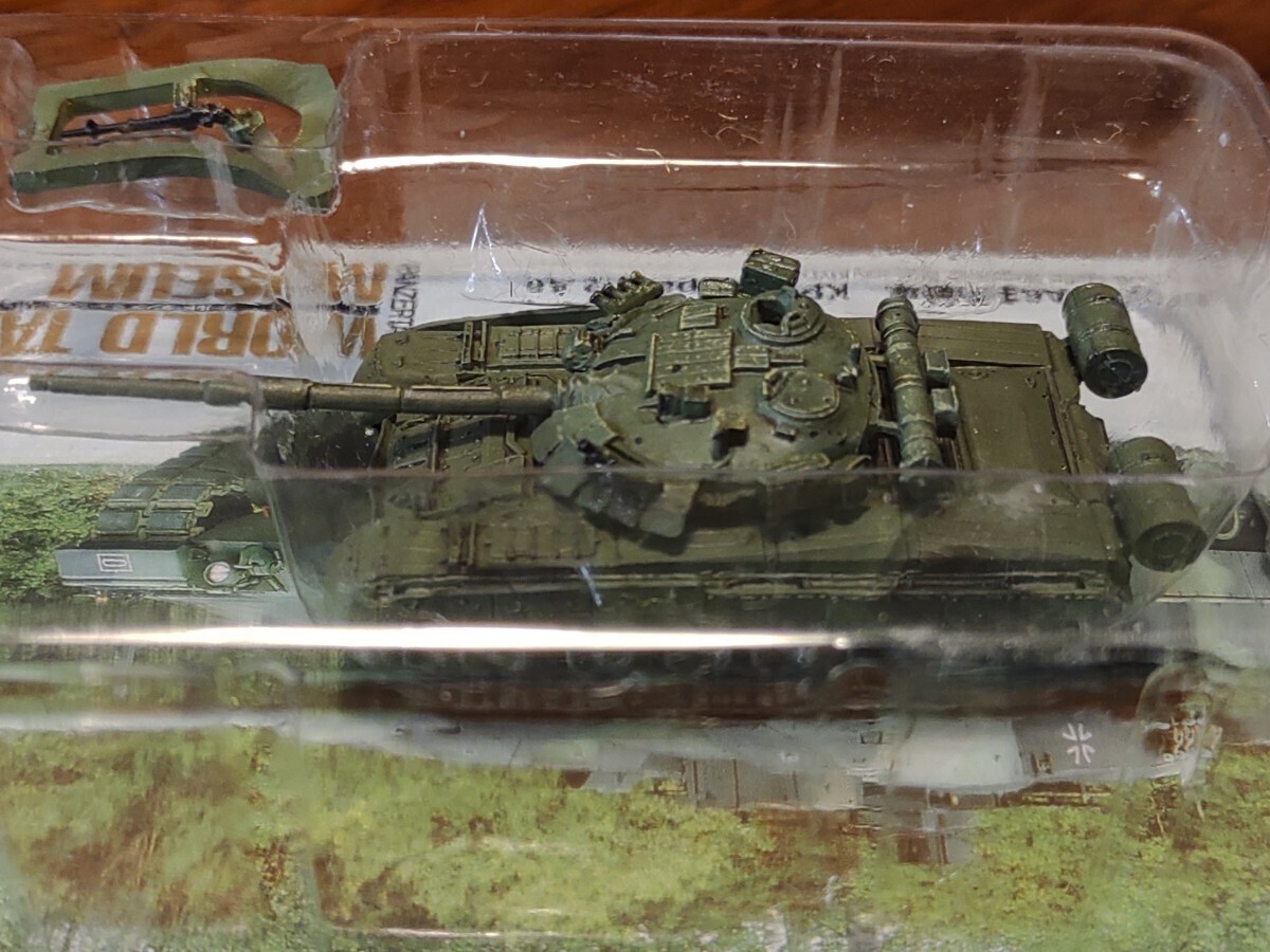 ワールドタンクミュージアム vol.6 1/144　T-80U 単色迷彩 海洋堂 タカラ 戦車 ソ連軍 ロシア WTM_画像3