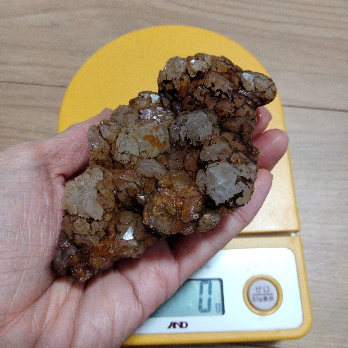 秋田県荒川鉱山水晶　多頭水晶　大サイズ　235g 鉱物水晶　多頭水晶　珍しいお品