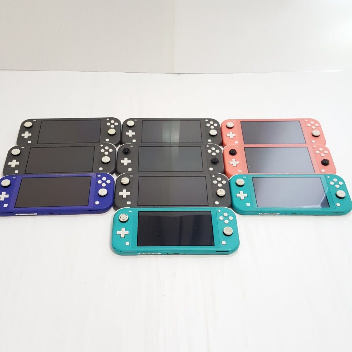 529) Nintendo Switch Lite 本体 10台 まとめ 動作未確認 ジャンク ニンテンドースイッチライト console HDH-001_画像4