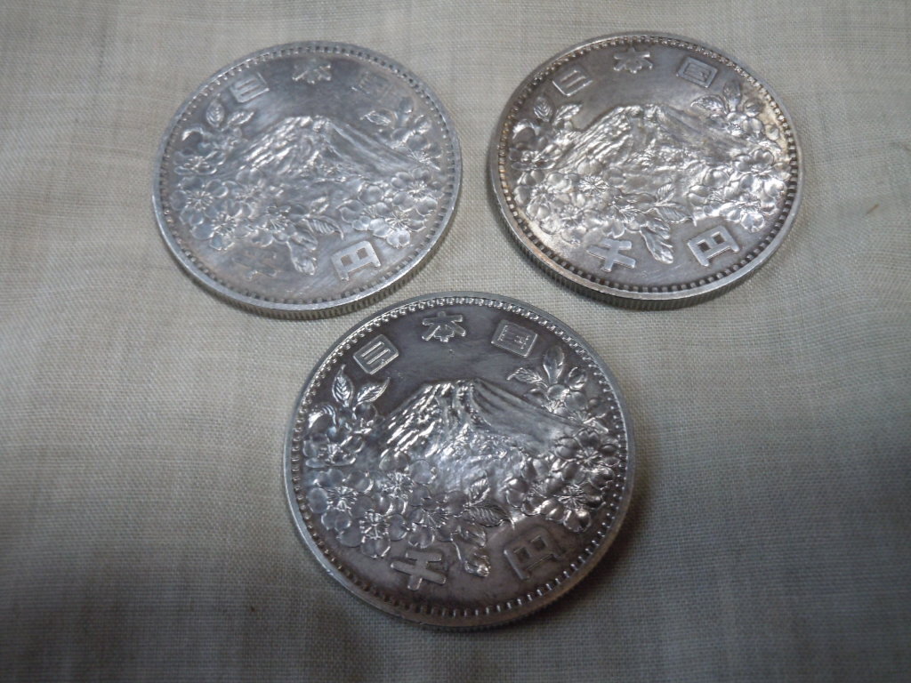 ⑥昭和39年 1964年 東京オリンピック 記念硬貨 1000円銀貨 3枚 の画像2