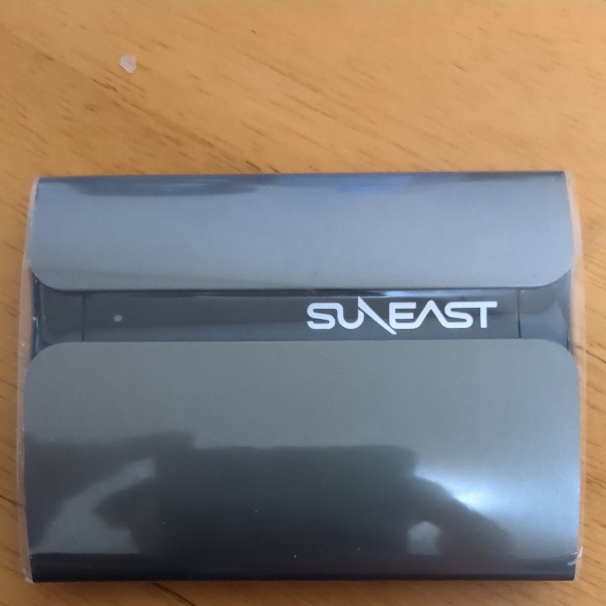 SUNEAST ポータブル SSD 2TB 3年保証 USB3.1 Type-C 最大読込速度560MB/秒 USB Type-C