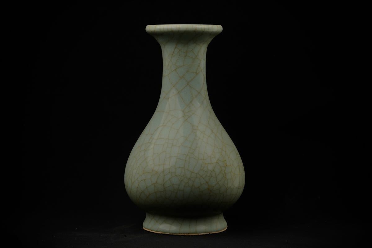 宅配便配送 中国 古玩 龍泉窯 青磁 花瓶 古美術 時代物 南宋 中国美術 宋
