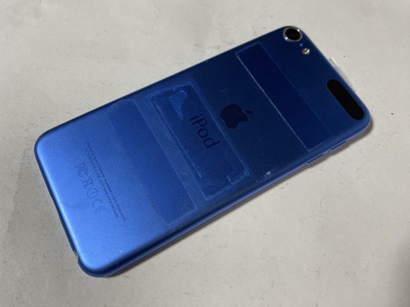 IG051 iPod touch6 32GB ブルー ジャンク ロックOFF_画像2