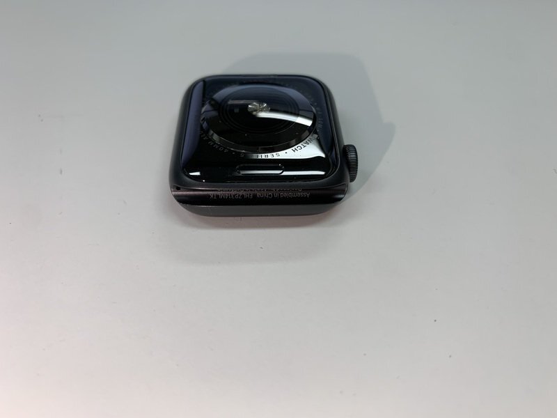 JH771 Apple Watch Series 5 40mm GPSモデル スペースグレイ アルミ A2092の画像3