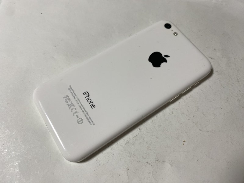 IG308 au iPhone5c 16GB ホワイト ジャンク ロックOFF_画像2