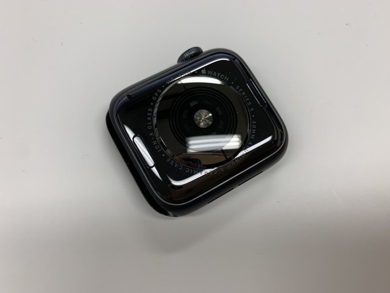 JH771 Apple Watch Series 5 40mm GPSモデル スペースグレイ アルミ A2092の画像2