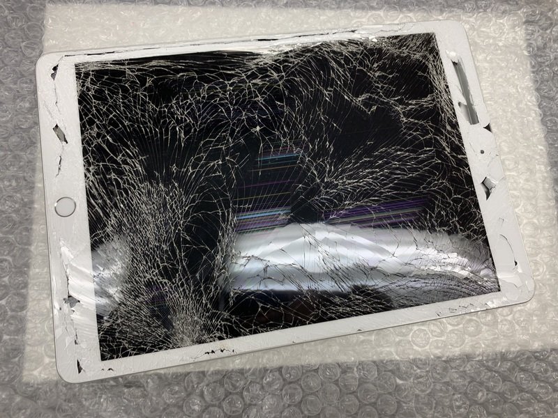 JI376 iPad 第7世代 Wi-Fiモデル A2197 シルバー 32GB ジャンク ロックOFF