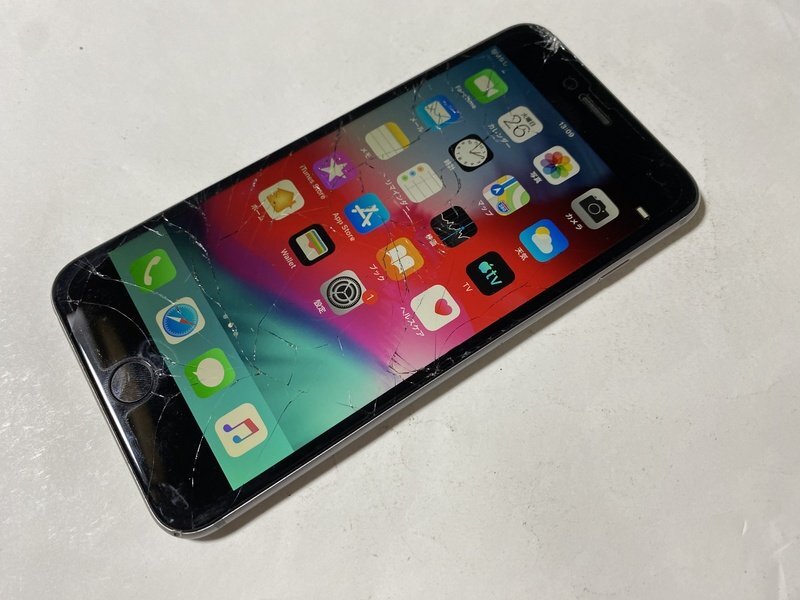 IG687 SoftBank iPhone6Plus 64GB スペースグレイ ジャンク ロックOFF_画像1