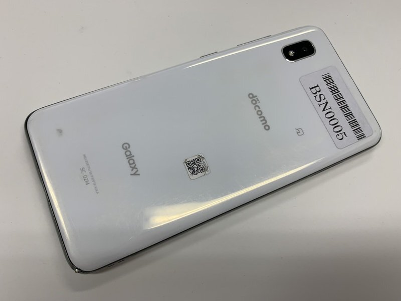 JI766 SIMフリー Galaxy A20 SC-02M ジャンク_画像2