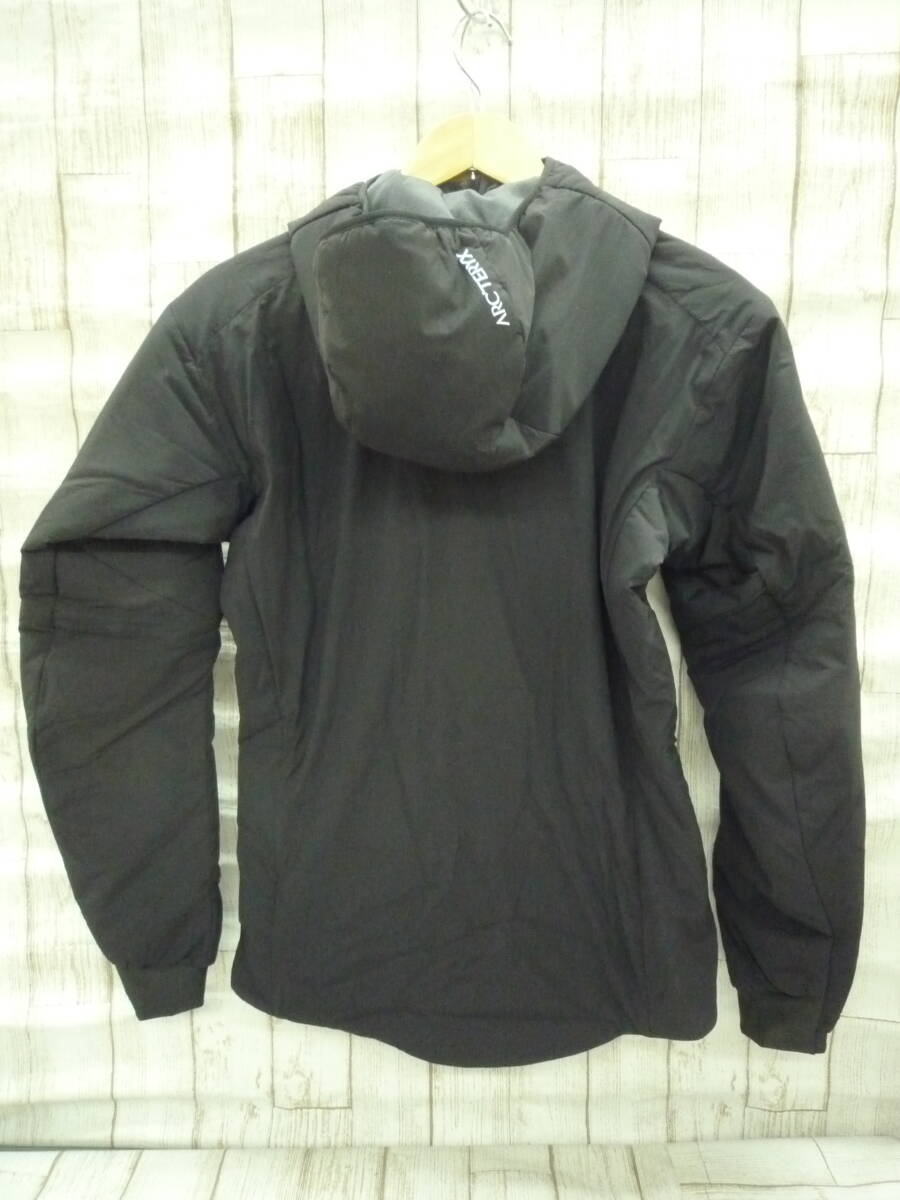 Ua8911-169♪【80～100】ARC'TERYX PROTON HOODY M ナイロンジャケット XSサイズ アークテリクス プロトン フーディ_画像2