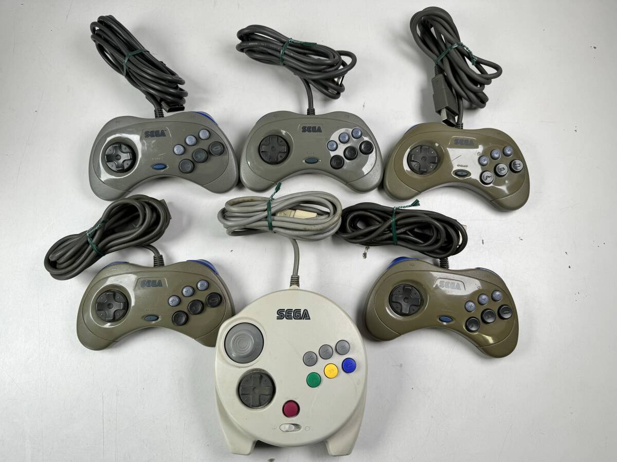 ♪【中古】SEGA SATURN マルチコントローラ コントロールパッド 6個 まとめ HSS- 0137 0101 セガサターン 動作未確認 ジャンク ＠80(3)_画像1