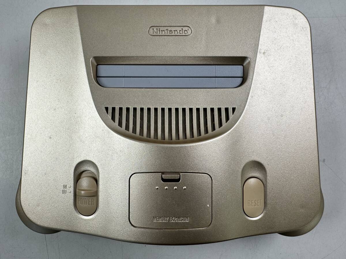 ♪【中古】任天堂 Nintendo 64 箱 説明書 付き 本体 NUS-001 ゴールド 限定モデル N64 ロクヨン ターミネーターパック 動作未確認 ＠100(3)_画像2