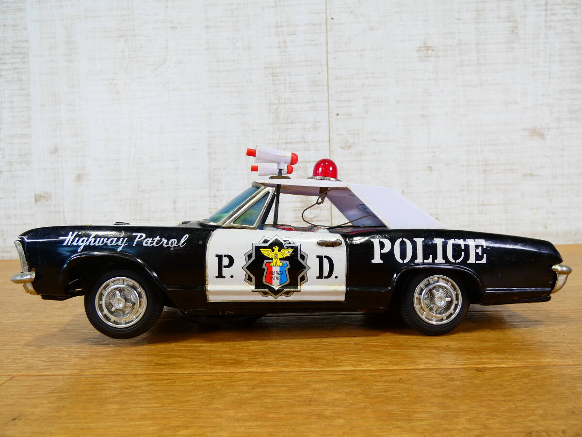 ◎ジャンク 当時もの 萬代屋 電動 ブリキ玩具 警察車両 HIGHWAY PATROL CAR/ハイウェイパトロールカー 約28cm 動作不良 昭和レトロ ＠60(3)_画像4