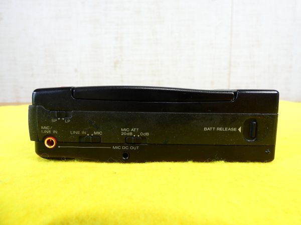 SONY Sony DAT recorder TCD-D3 WALKMAN/ Walkman sound equipment audio * Junk / electrification OK! @ postage 520 jpy (3)