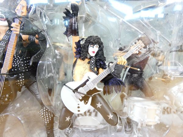 未開封品！ KISS ALIVE キッス アライヴ フィギュアセット LIMITED-EDITION SET マクファーレン・トイズ @100 (F2-5)_画像4